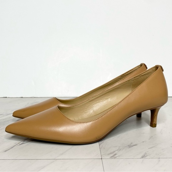 Michael Michael Kors Brown Leather Pointy Toe Pump 6 1/2 M - Picture 1 of 15